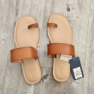 NEW Tan Leather Sandals with Memory Foam